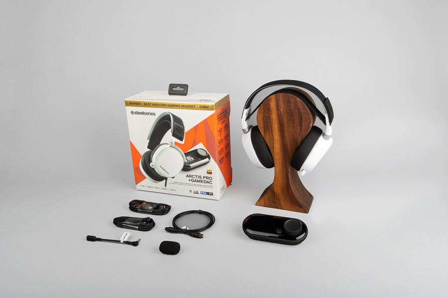 arctis pro gamedac white